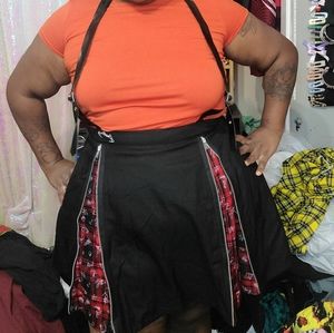 Hot topic cruella devil skirt size 3